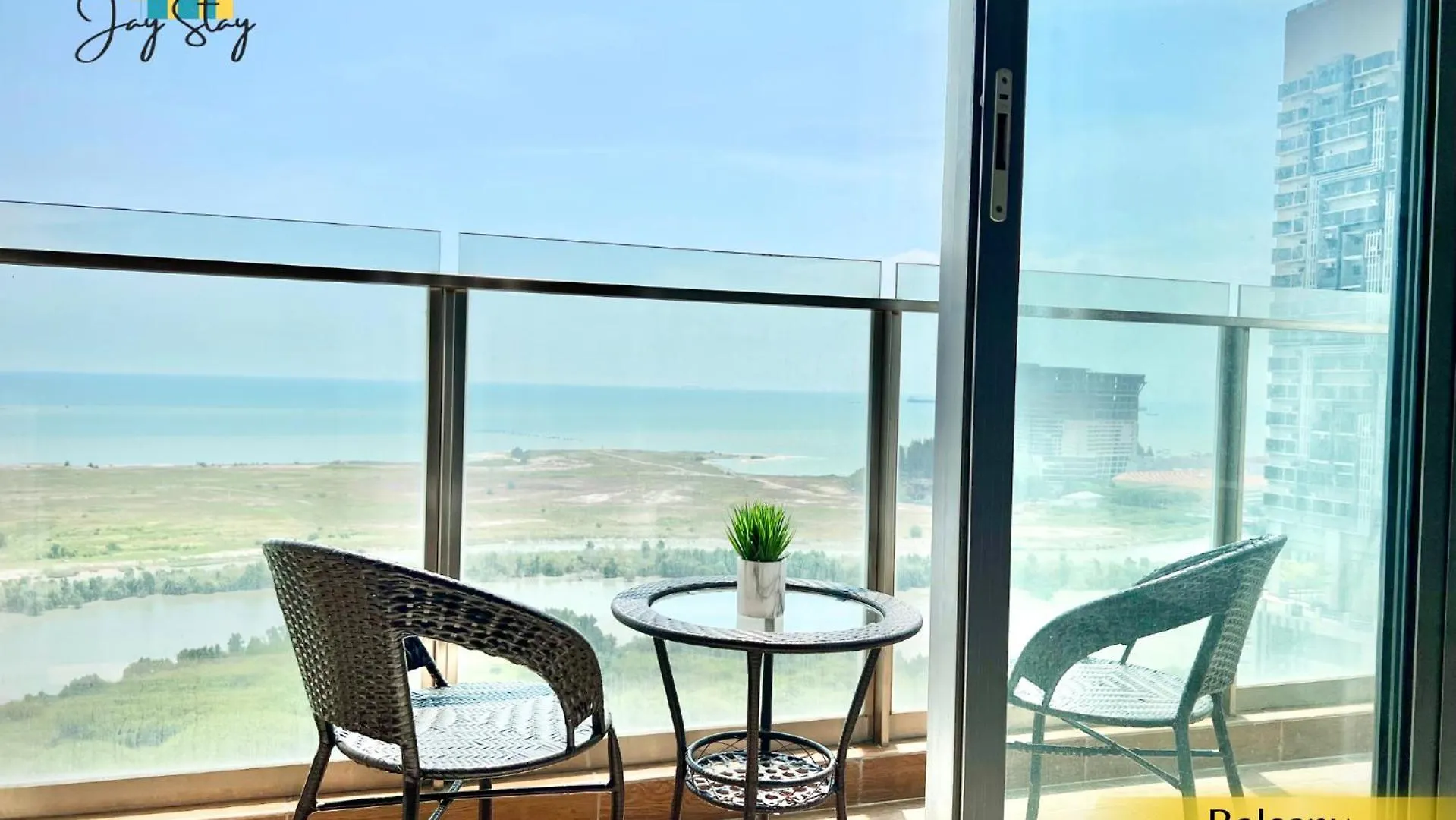 Silverscape Residence: Luxury Seaview Apartments with Infinity Pool Malacca Malaysia