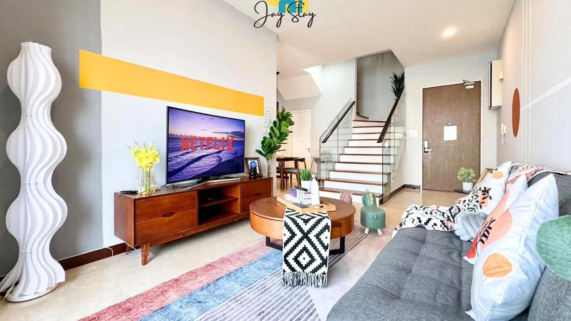Silverscape Residence: Luxury Seaview Apartments with Infinity Pool Malacca
