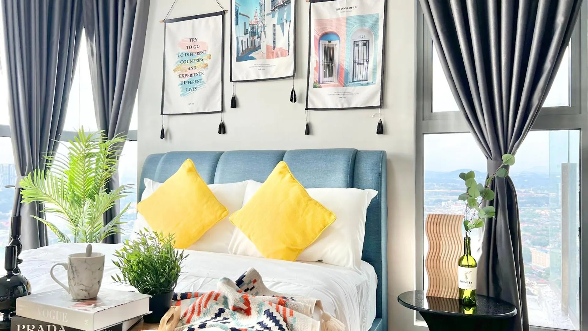 Silverscape Residence: Luxury Seaview Apartments with Infinity Pool Malacca